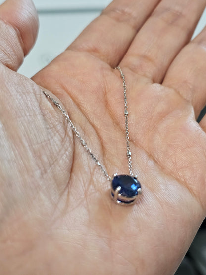 sapphire soliraire necklace